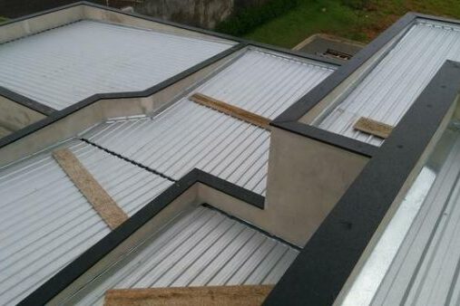 telha-sanduiche-telha-metálica-casa-METAL-TELHAS-CURITIBA-10